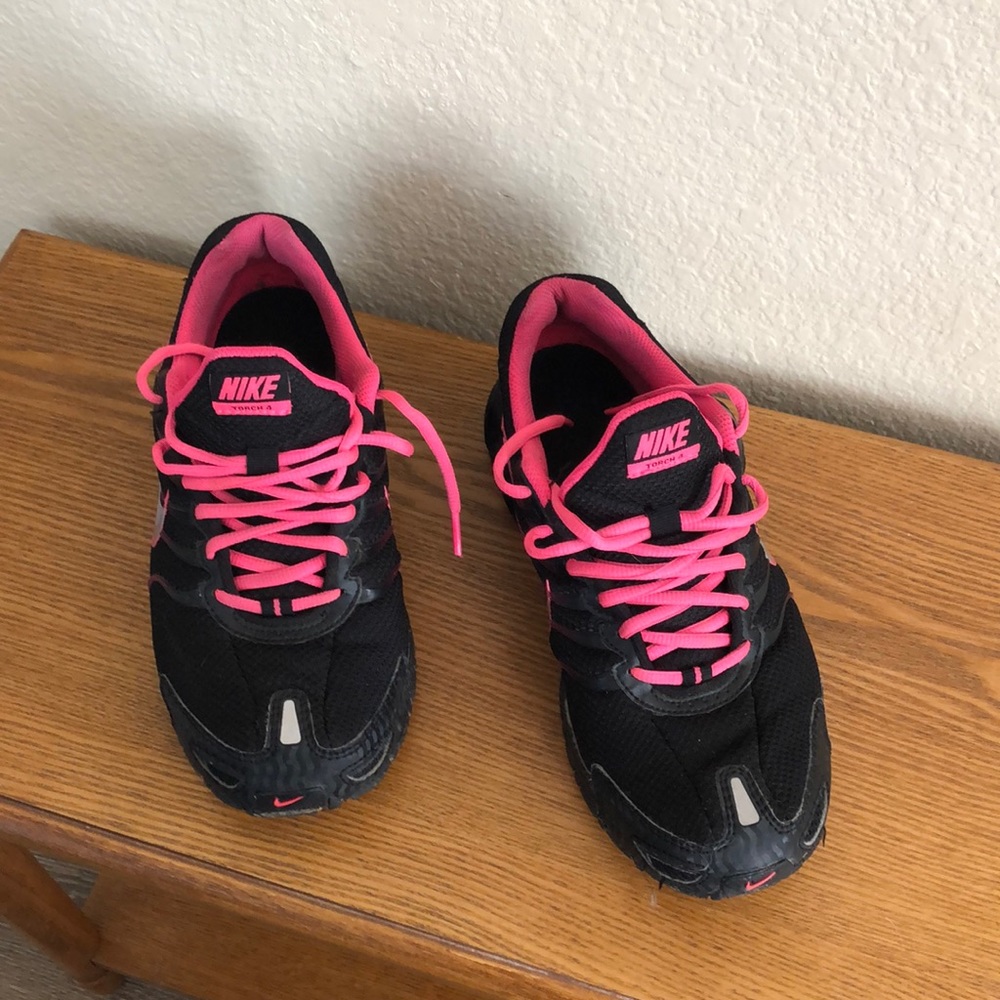 Nike Torch 4